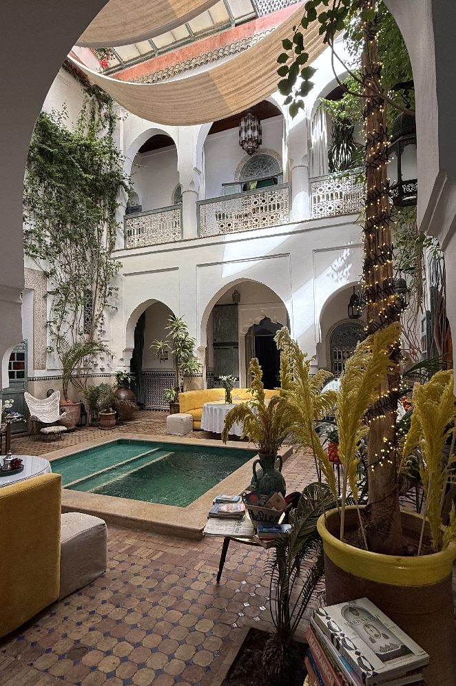 Patio avec piscine