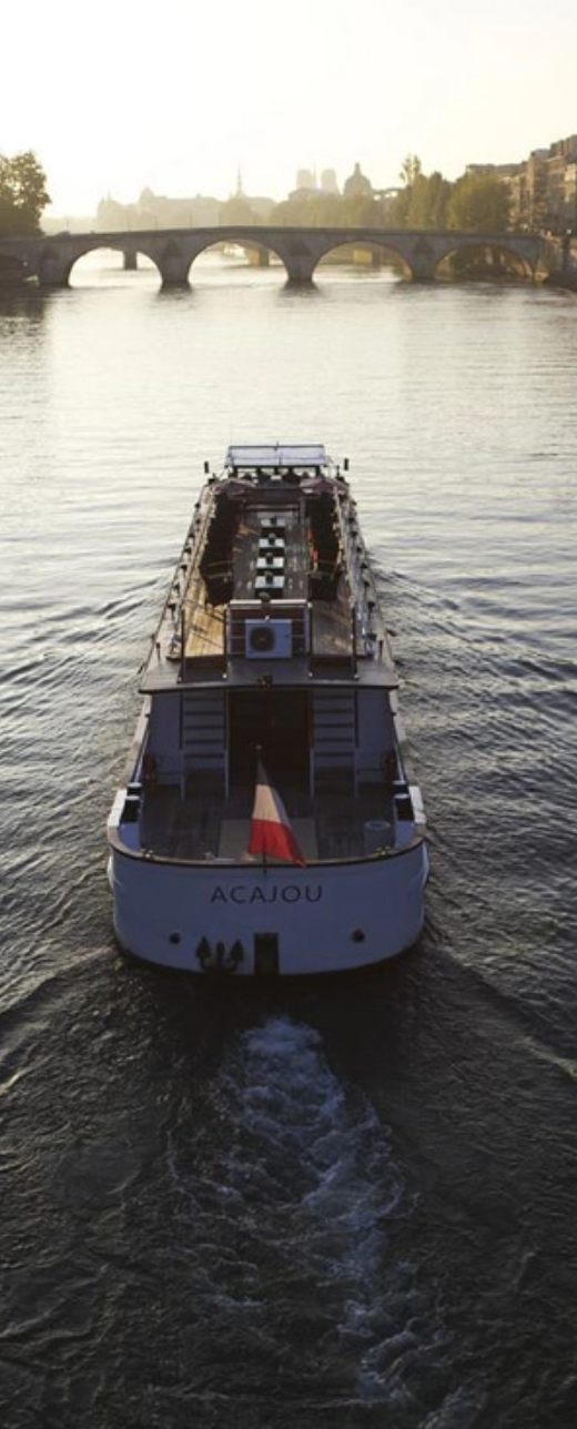 Dîner-croisière sur la Seine