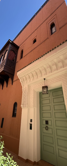 Patio avec piscine — riad Marrakech
